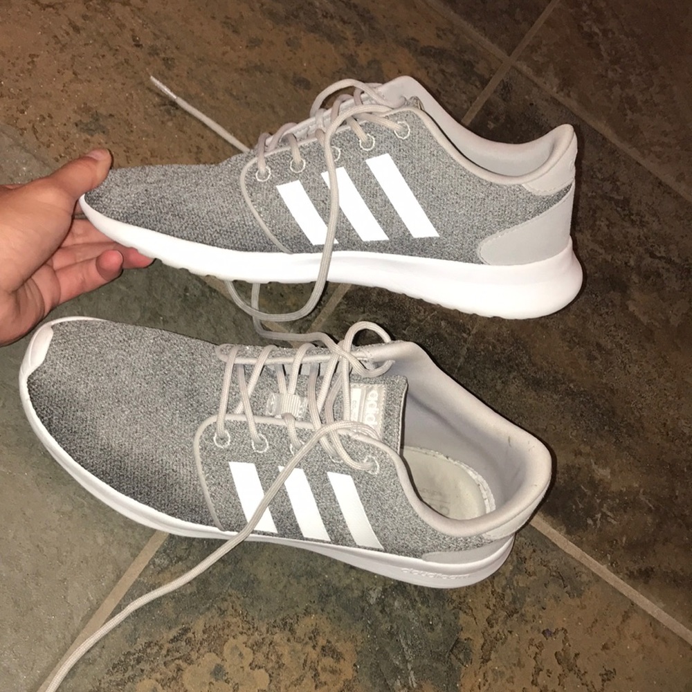 Adidas cloudfoam tennis shoes